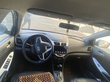 Hyundai Solaris, 2012 — сүрөт 10