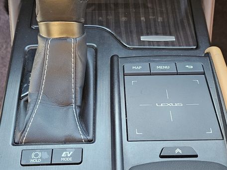 Lexus ES, 2019 — photo 13