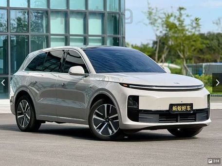 Li Auto (Lixiang) L6, 2025 — photo 3