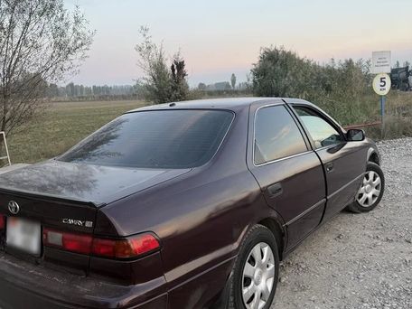 Toyota Camry, 1998 — 照片 11