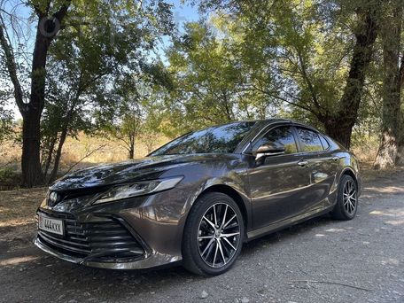 Toyota Camry, 2022 — 照片 3