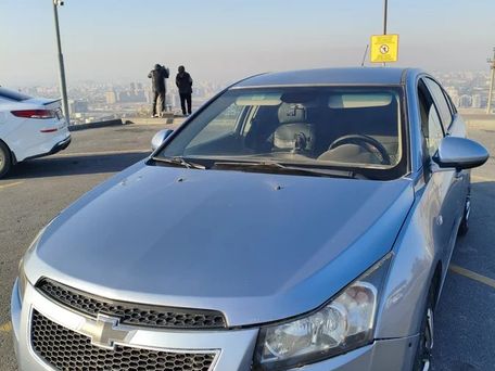 Chevrolet Cruze, 2010 — photo 1