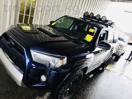 Toyota 4Runner, 2019 — фото 11