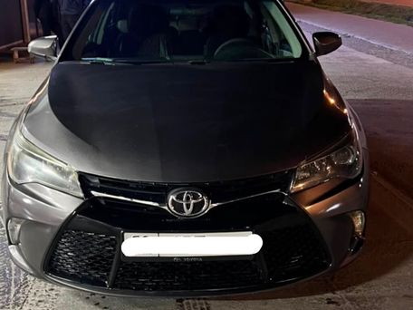 Toyota Camry, 2017 — 照片 2