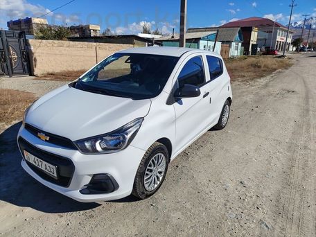 Chevrolet Spark, 2017 — photo 2
