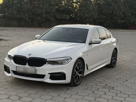 BMW 5 Series, 2020 — photo 2