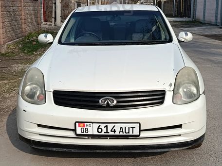 Nissan Skyline, 2001 — 照片 1