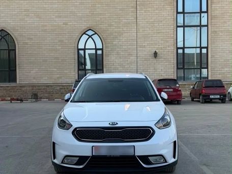 Kia Niro, 2018 — 照片 1