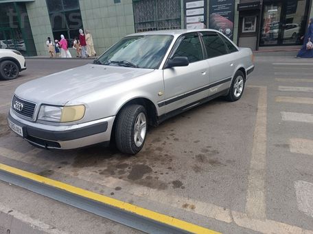 Audi 100, 1993 — 照片 1