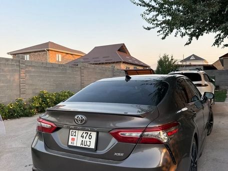 Toyota Camry, 2019 — photo 2