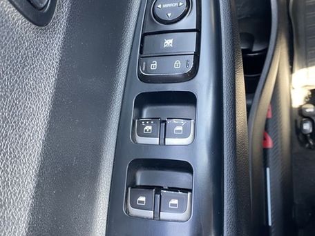 Kia Rio, 2018 — 照片 10