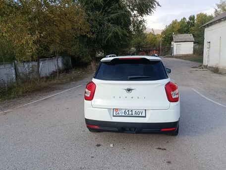 SsangYong Tivoli, 2018 — photo 4