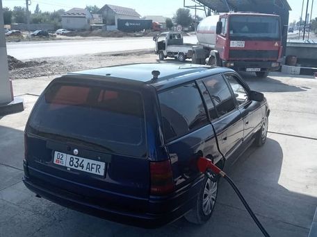Opel Astra, 1993 — photo 2