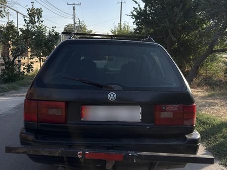 Volkswagen Passat, 1990 — photo 6