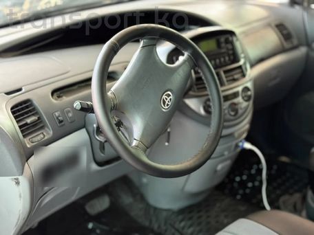Toyota Previa, 2000 — фото 4
