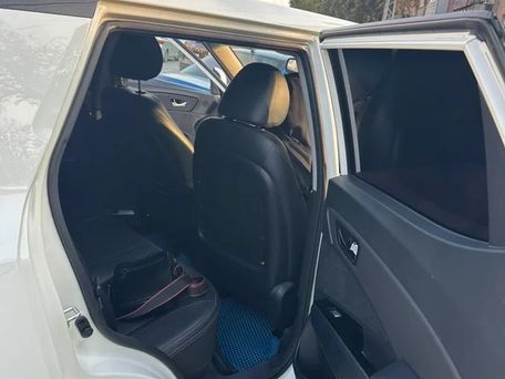 SsangYong Tivoli, 2018 — photo 5