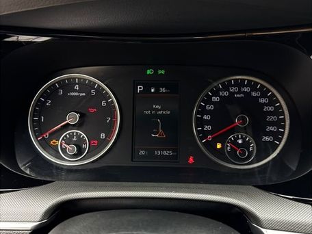Kia K5, 2020 — photo 10