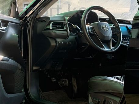 Toyota Camry, 2018 — photo 11