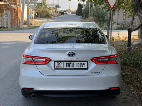 Toyota Camry, 2018 — сүрөт 2