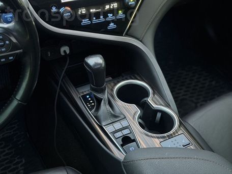 Toyota Camry, 2018 — 照片 10