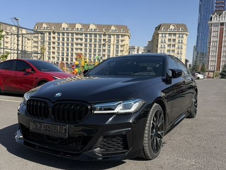 BMW 5 серии, 2022 — сүрөт 1