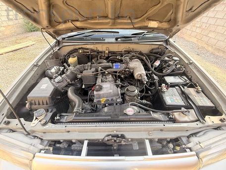 Toyota 4Runner, 2002 — 照片 2