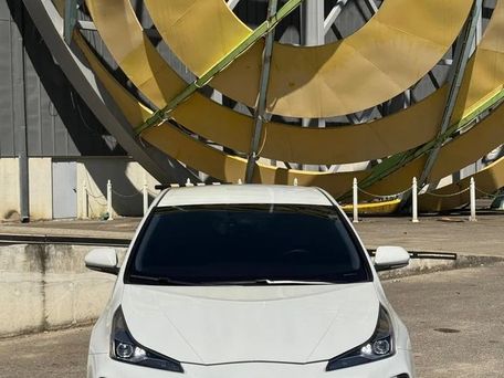 Toyota Prius, 2020 — фото 3