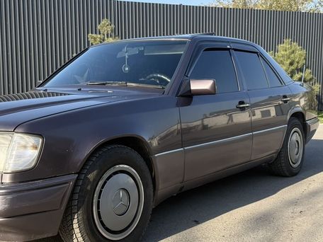 Mercedes-Benz W124, 1994 — photo 6