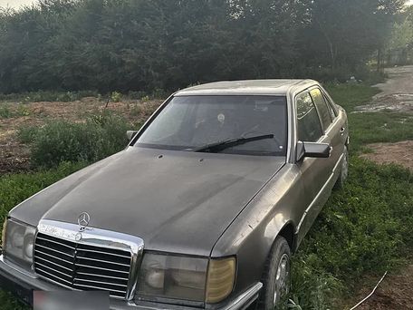 Mercedes-Benz W124, 1991