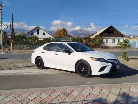 Toyota Camry, 2020 — photo 8