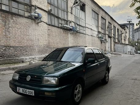 Volkswagen Vento, 1996