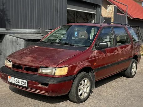 Mitsubishi Space Wagon, 1993