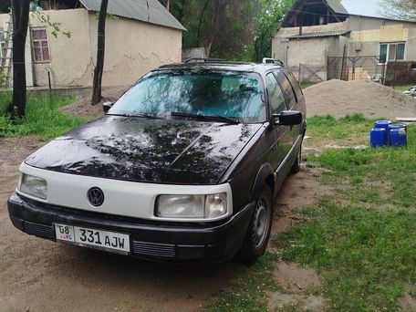 Volkswagen Passat, 1990 — 照片 1