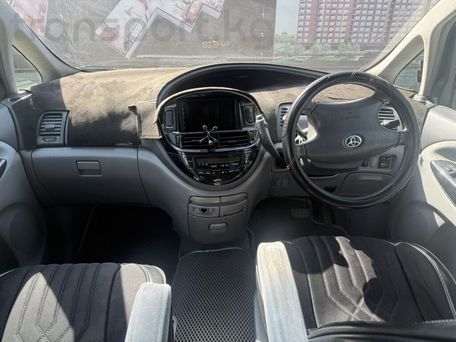 Toyota Estima, 2001 — 照片 5