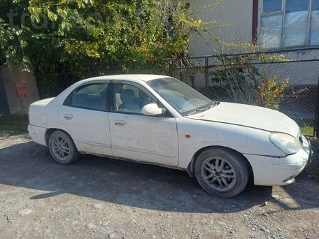 Daewoo Nubira, 2001 — 照片 2