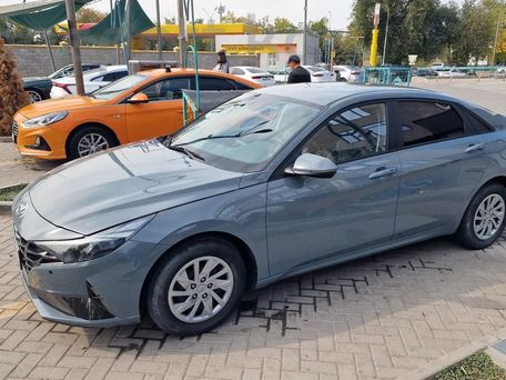 Hyundai Avante, 2020 — photo 1