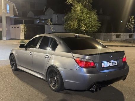 BMW 5 серии, 2005 — 照片 7