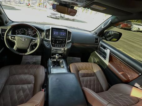 Toyota Land Cruiser, 2017 — сүрөт 11