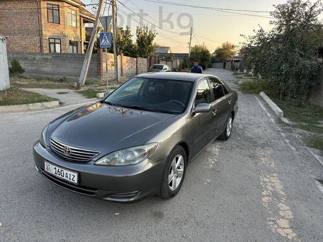 Toyota Camry, 2002 — 照片 1