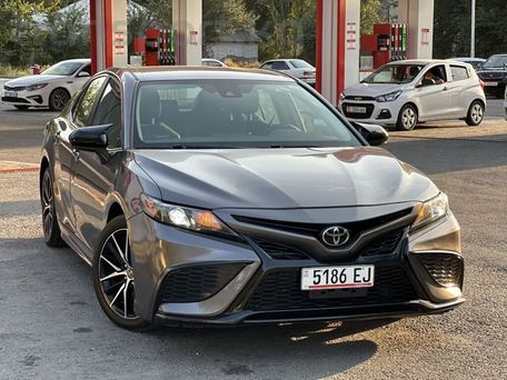Toyota Camry, 2021
