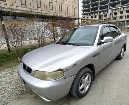 Daewoo Nubira, 1997 — фото 1