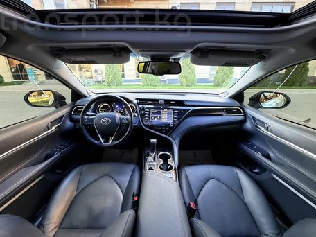 Toyota Camry, 2018 — фото 11