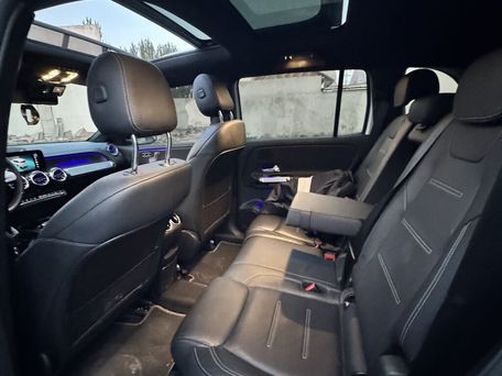 Mercedes-Benz EQB, 2022 — 照片 1
