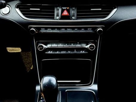 Hyundai Grandeur, 2018 — фото 11