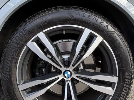 BMW X7, 2023 — 照片 8