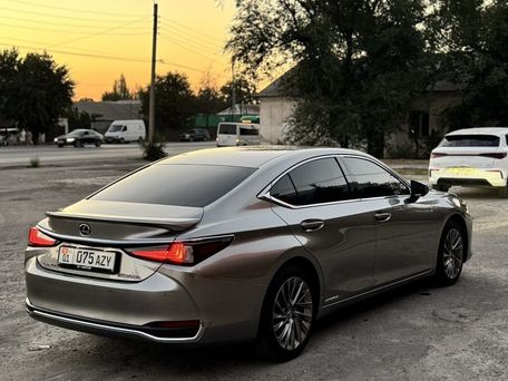 Lexus ES, 2021 — photo 4