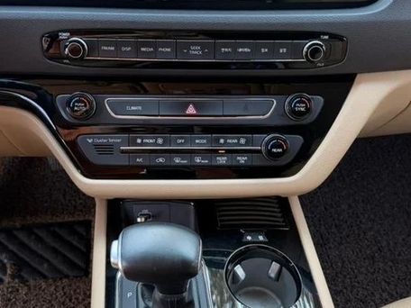 Kia Carnival, 2018 — photo 6
