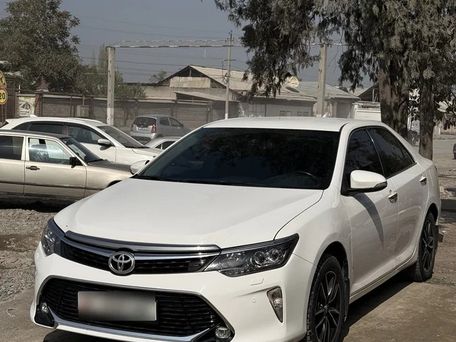 Toyota Camry, 2017 — фото 11