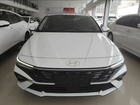 Hyundai Elantra, 2023 — photo 1