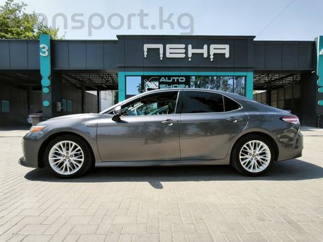 Toyota Camry, 2020 — photo 2